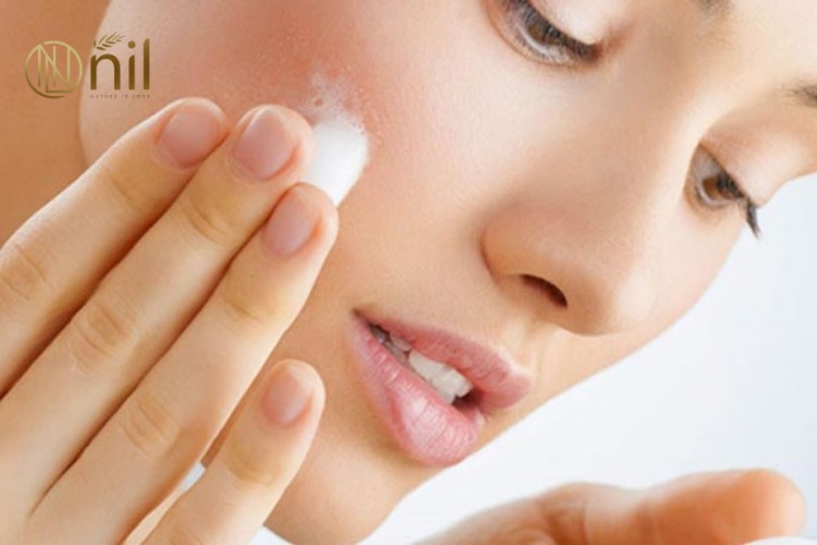Những sai lầm phổ biến khi dùng sữa rửa mặt