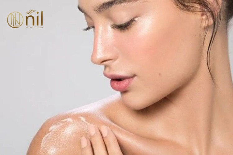 Lưu ý khi chọn kem dưỡng trắng cho da ngăm đen