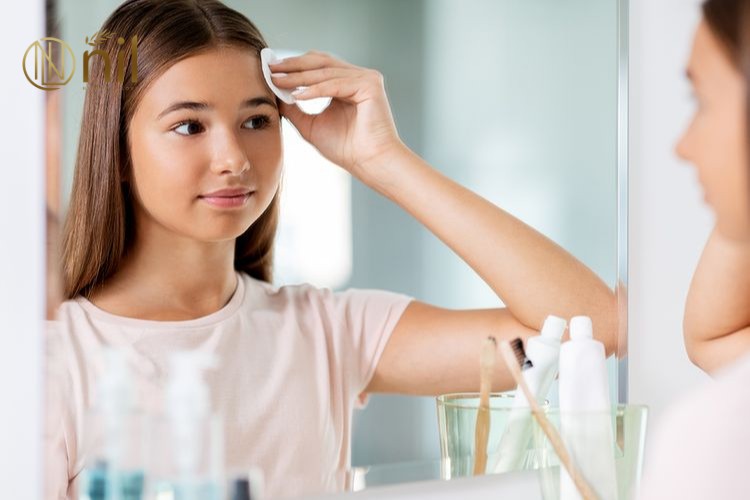 Tiêu chí chọn sản phẩm dưỡng trắng da mặt cho tuổi dậy thì