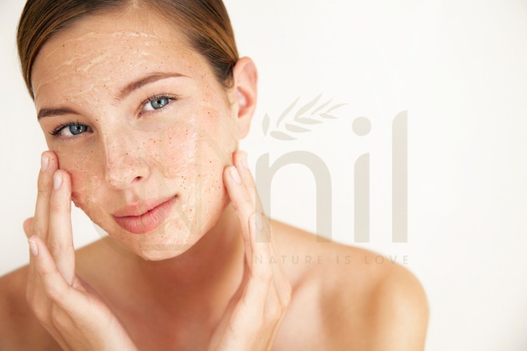 Lợi ích khi tẩy trang trước rồi tẩy da chết sau