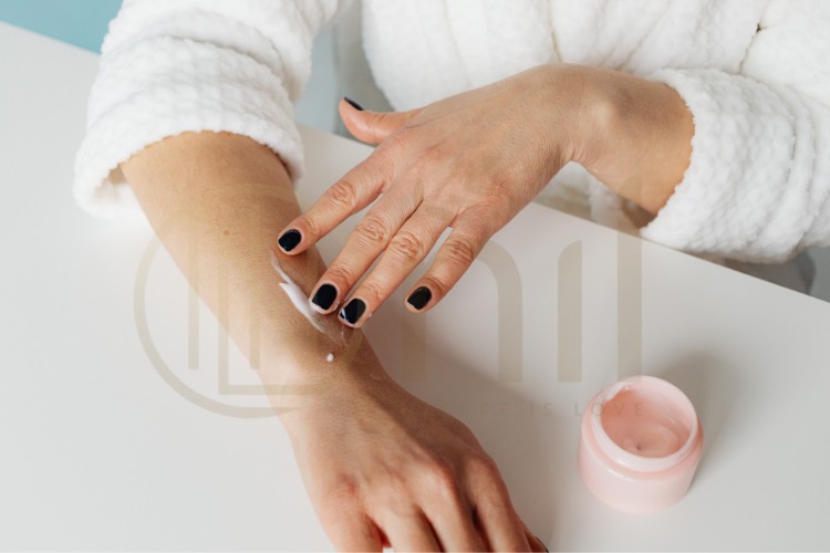 Có Nên Tin Dùng Top Kem Dưỡng Trắng Da Mặt Tốt Nhất Giá Rẻ Không?