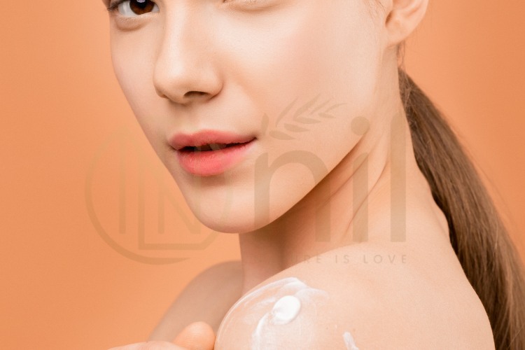 Vì sao nên dùng kem dưỡng trắng da body hằng ngày?